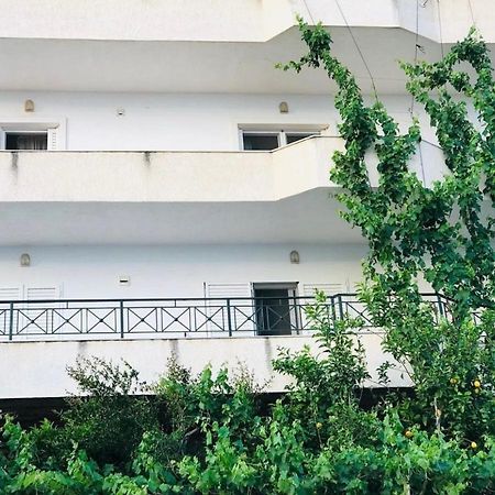 White Panorama Apartment Sarandë Eksteriør bilde